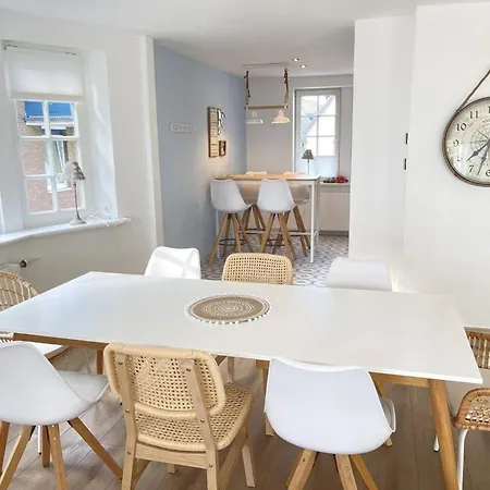 بيت للعطل Ferienhaus-strandallee95-direkt-am-strand *