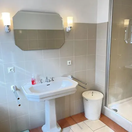 Ferienhaus-strandallee95-direkt-am-strand بيت للعطل تيميندورفير ستراند