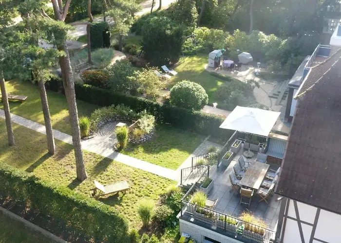 Semesterbostad Ferienhaus-strandallee95-direkt-am-strand Timmendorfer Strand